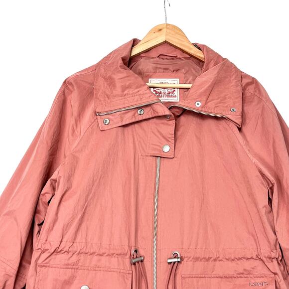 Levis Cinch Waist Anorak Rain Jacket Pink Mahogany Sz M Full Zip Long Sleeves - Picture 3 of 12